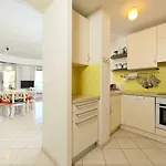 Lägenhet Les Allees Du Cap-2 By Interhome