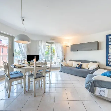 Les Allées Du Cap-2 Apartamento *