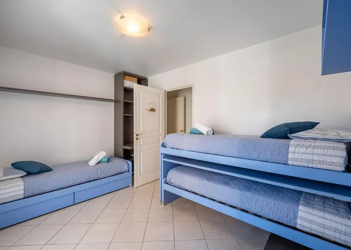 Appartement Les Allees Du Cap-2 By Interhome Antibes